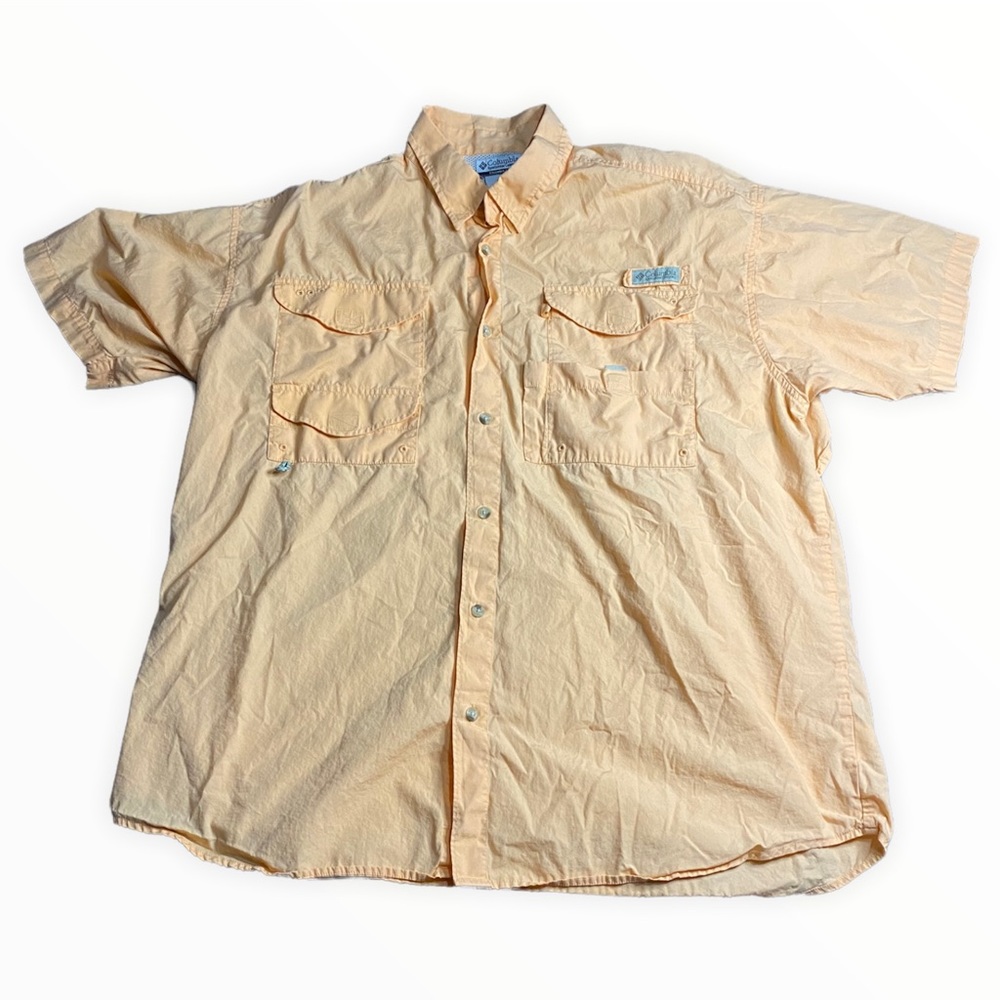 Men’s Columbia PFG sports shirt coral / peach color size XL